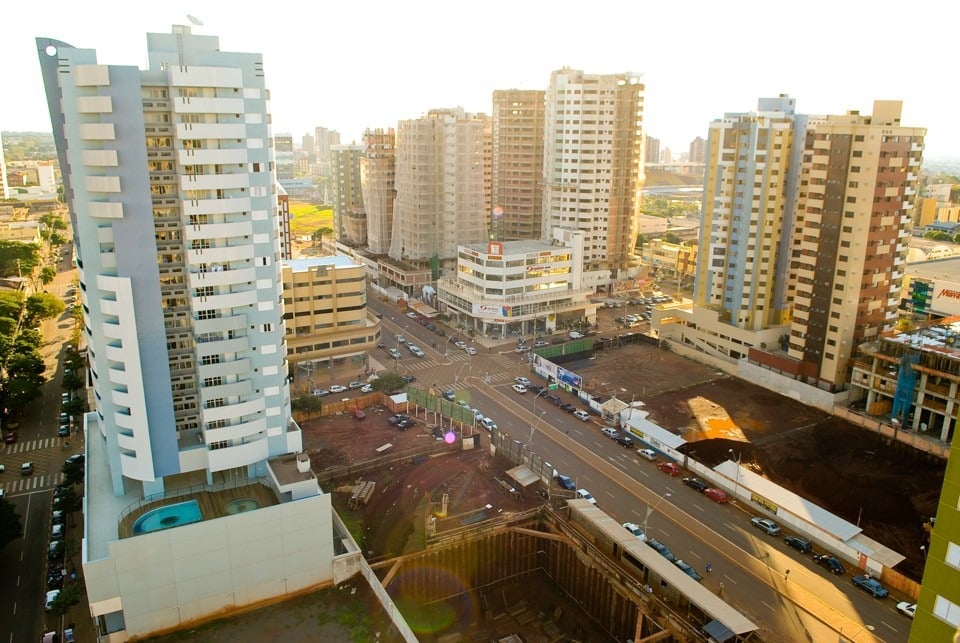 Maringá, Londrina e Curitiba: quanto custa o metro quadrado em cada padrão
