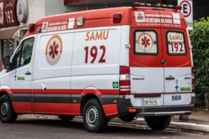 Médico escala prédio, invade apartamento de ex e é socorrido com ferimentos de tiro em Bauru
