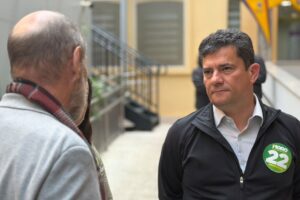 Moro defende descentralização da saúde e ações para reduzir filas no Paraná