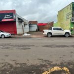 Motorista de caminhonete atropela duas pessoas na calçada, foge sem prestar socorro e se entrega em Sarandi; uma das vítimas morreu