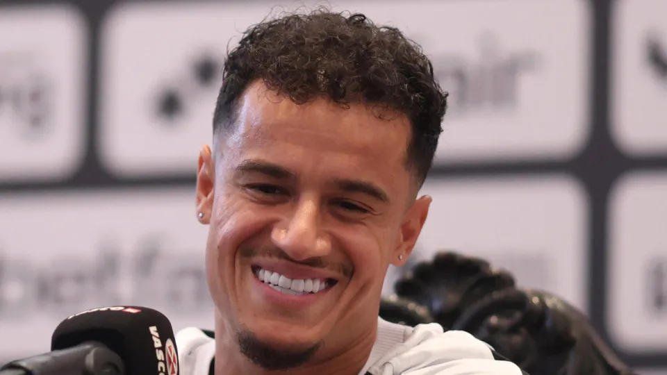 Neymar pede, e Santos anuncia Philippe Coutinho como reforço