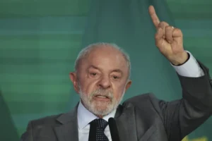 Nos EUA, Lula volta a chamar Trump de imperador e critica ataques à soberania