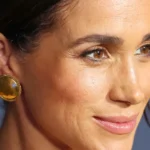 Número de Meghan vaza em grupo de pais após filhos trocarem de escola