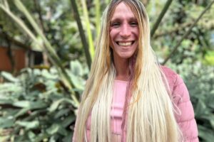 O Conto de Lótus estreia em Maringá com relato autobiográfico sobre identidade e vivências trans