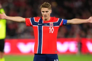 Odegaard critica Bernardo Silva após entrada dura em Noruega x Portugal