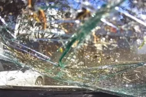 Perseguição termina com adolescente morto após batida em São José dos Campos, interior de SP