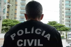 Polícia faz ofensiva contra rede de chantagem que induz jovens ao suicídio em 4 estados e DF