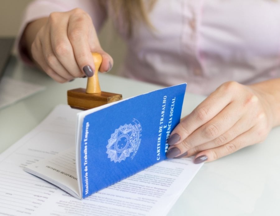 Por que trabalhadores deixam empregos com vagas abertas?