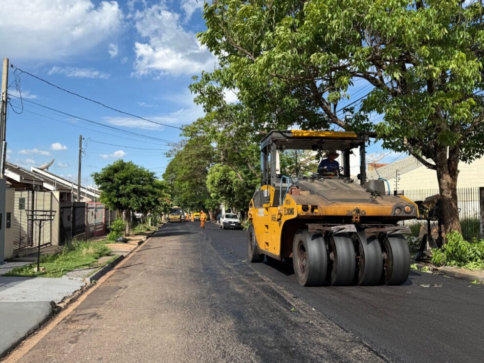 Prefeitura de Maringá inicia recapeamento de dez ruas no Jardim Paris