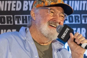 Randy Quaid critica Anne Hathaway em sequência de 'Dias de Trovão'