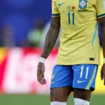 Raphinha é cortado da Seleção Brasileira após lesão na coxa