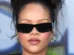 Rihanna chama atenção em Paris após show de Céline Dion