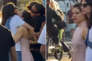 Rosalía e Loli Bahia aproveitam passeio por Paris; quem é a namorada da artista
