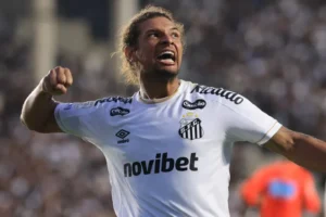 Santos supera o Atlético-MG na Vila e fica perto da semifinal da Sul-Americana