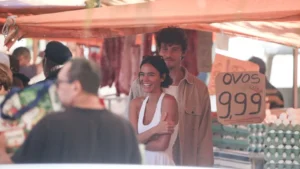 Shawn Mendes fala sobre fase com Bruna Marquezine e diz estar ‘construindo um lar’