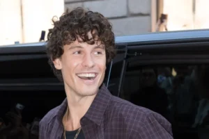 Shawn Mendes já levou fora de uma famosa... Sabe quem é?