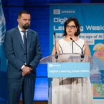 Tecnologia criada pelo Estado do Paraná para ensino de Redação recebe prêmio da UNESCO em Paris