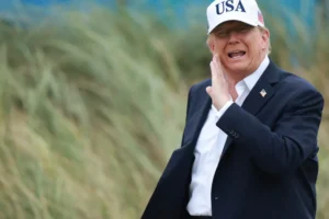 Trump diz que EUA podem ficar no Irã para controlar petróleo