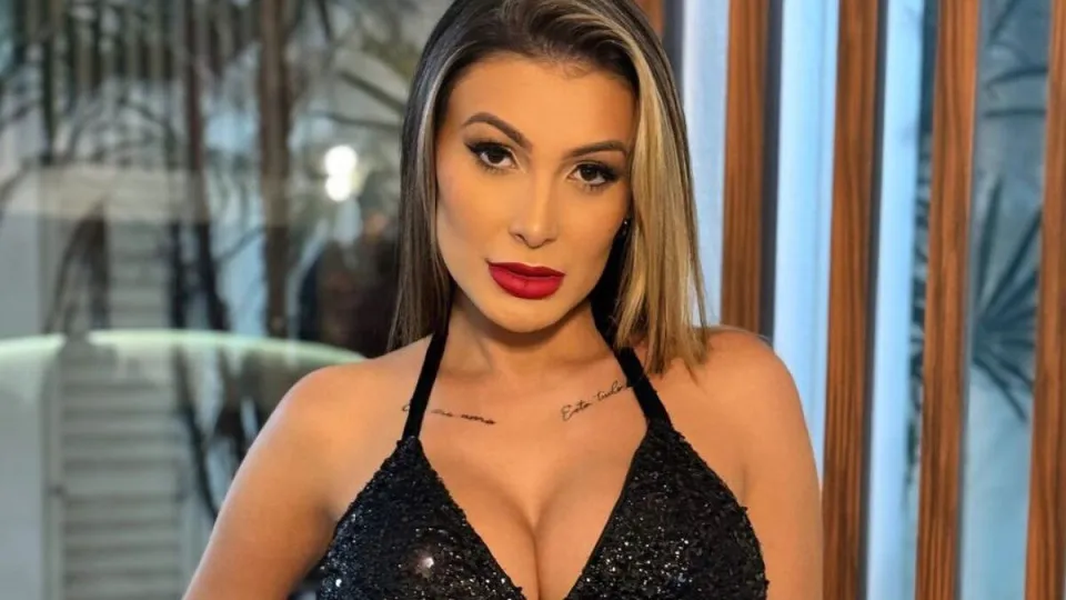 Urach expõe suposto affair com Léo Santana: "passei uma semana dolorida"