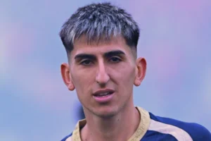 Vasco anuncia a contratação do meia argentino Lescano
