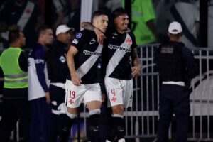 Vasco mantém possibilidade de final brasileira na Copa Sul-Americana