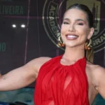 Virginia Fonseca acusa Anitta de recusar cerimônia de passagem da coroa na Grande Rio