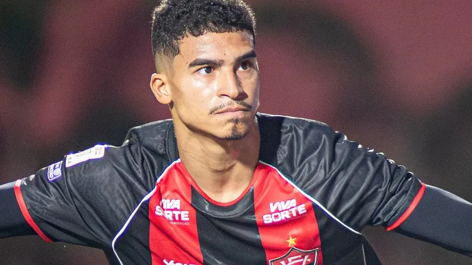 Vitória resolve pelo alto, respira na luta contra o Z4 e afunda o Grêmio
