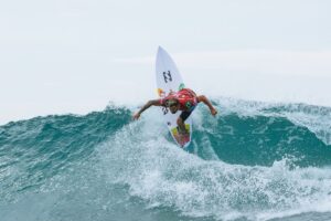 WSL exclui etapa de Abu Dhabi do circuito mundial de surfe deste ano