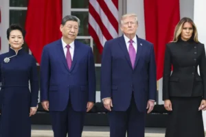 Xi Jinping pede diálogo com EUA e alerta contra conflito entre potências
