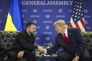 Zelensky diz que Trump autorizou produção de mísseis Patriot na Ucrânia