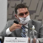 Agência revela 'esquema de Flávio Bolsonaro na pandemia'