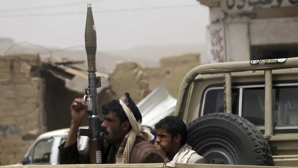 Ataque houthi destrói Airbus no aeroporto da capital da Arábia Saudita