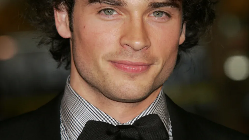 Ator de Smallville compartilha nude por acidente nos stories