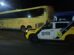 Bandidos encapuzados rendem ônibus e roubam passageiros na região de Maringá