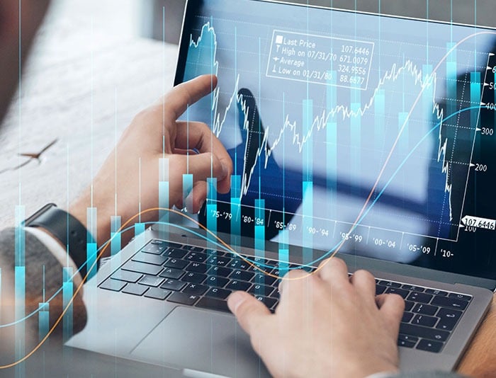 Bolsa dispara, dólar cai e mercado reage ao resultado da eleição