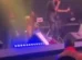 Cantor dá tapa na cara de mulher na plateia durante show; vídeo