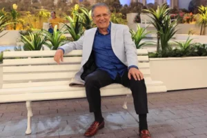 Carlos Alberto de Nóbrega é internado para investigar infecção viral
