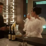 Cauã Reymond aparece sem camisa com Kim Kardashian na série 'Tudo É Justo'