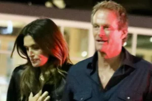 Cindy Crawford e marido são vistos juntos após morte do filho