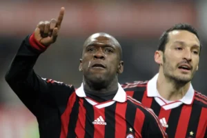 Corinthians contrata Seedorf como técnico para vaga de Fernando Diniz