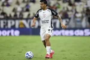 Corinthians limita carga de Bidu para evitar cirurgia de hérnia