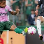 Coritiba e Botafogo empatam e mantêm jejum de vitórias no Brasileirão