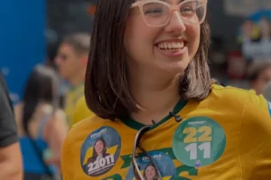Eduarda Campopiano faz ataque transfóbico contra Erika Hilton após pleito