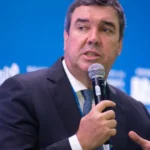 Eduardo Riedel é eleito governador de MS no primeiro turno