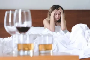 Estas bebidas alcoólicas provocam as piores ressacas, diz especialista