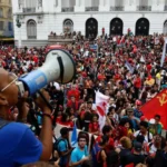 Estudantes fazem atos pelo país em apoio a Lula