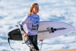 Ex-namorada acusa surfista Alan Cleland Jr. de abusos físicos e sexuais