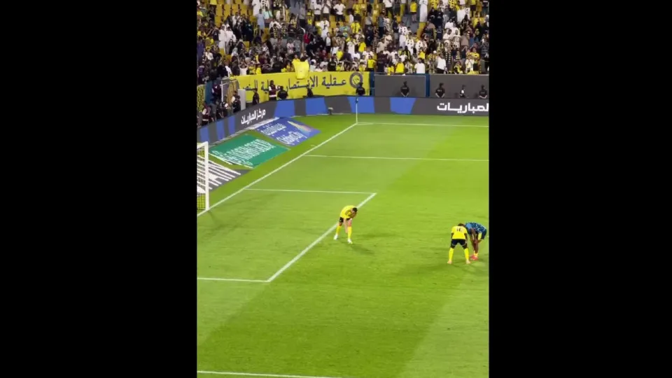 Gesto de Cristiano Ronaldo após vitória do Al Nassr viraliza nas redes