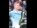 Haaland marca contra o Liverpool e comemora com torcida do City; veja