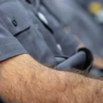Homem em surto morre após ser contido e algemado por PMs no centro de São Paulo